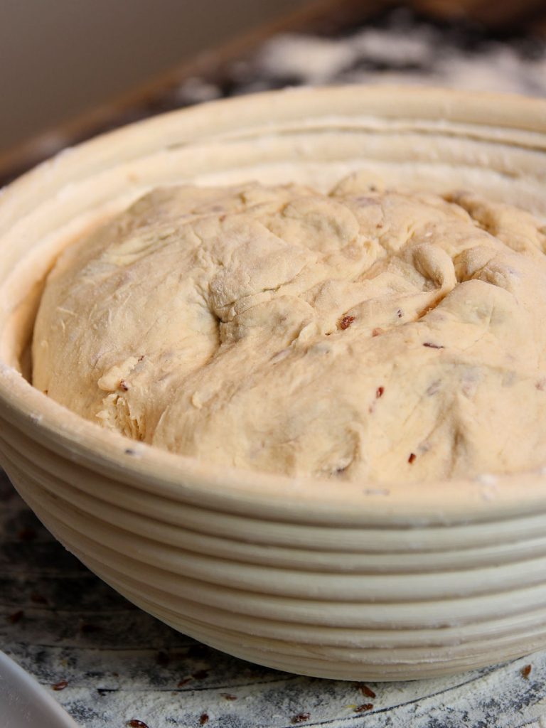 Apfel-Bauernbrot - aromatisch und lecker - BrotAberLecker