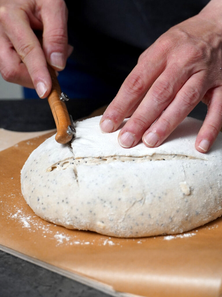 Apfel-Bauernbrot - aromatisch und lecker - BrotAberLecker